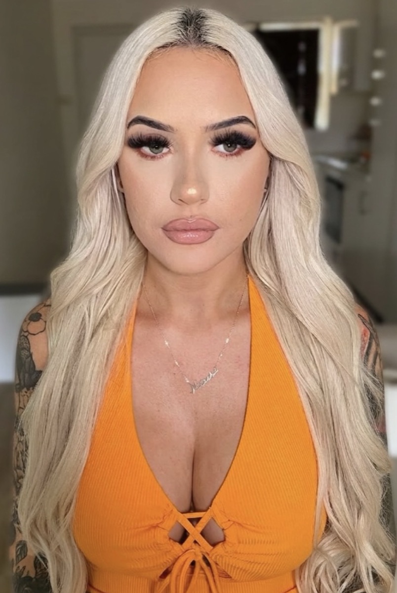 Soft Glam — Bold & refined